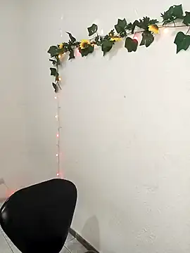 karinnahotdirty online show from March 2, 2026, 8:04 pm