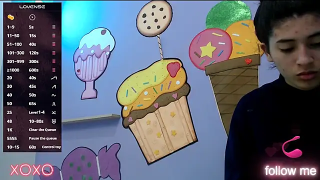 skinnykalitzo18 online show from March 5, 2026, 2:24 pm