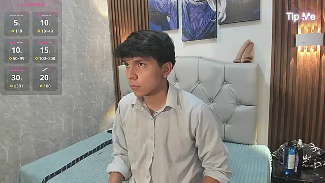 Snapshot of Thiago_Kozak chatting on October 2, 2025, 7:54 pm Thiago Kozak online show from October 2, 2025, 7:54 pm