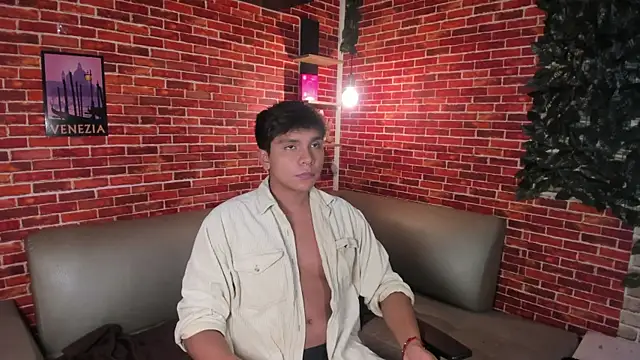 Thiago Kozak online show from May 27, 2026, 12:24 pm