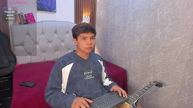 Thiago Kozak online show from June 4, 2026, 3:40 pm