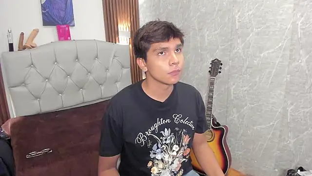 Thiago Kozak online show from June 8, 2026, 7:36 pm
