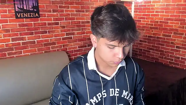 Snapshot of Thiago_Kozak chatting on July 28, 2026, 1:21 pm Thiago Kozak online show from July 28, 2026, 1:21 pm