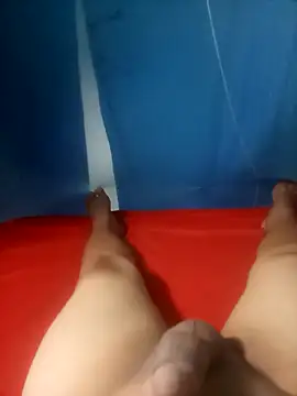 cora08 online show from November 4, 2025, 9:47 pm