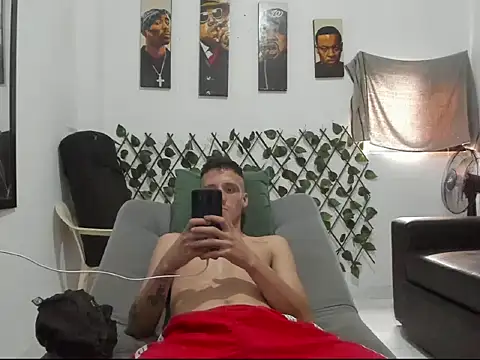 Latins Boss online show from April 16, 2026, 10:23 pm