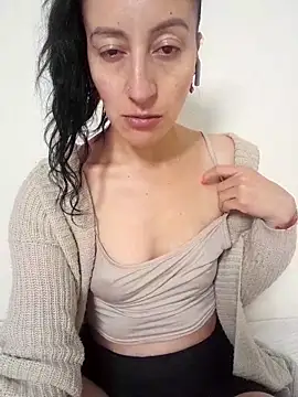 Oriana111 online show from November 15, 2025, 5:42 pm