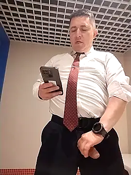 BigCristh79 online show from February 15, 2026, 4:20 am