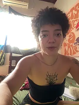 Snapshot of CamillyBlum chatting on June 9, 2026, 5:02 pm CamillyBlum online show from June 9, 2026, 5:02 pm