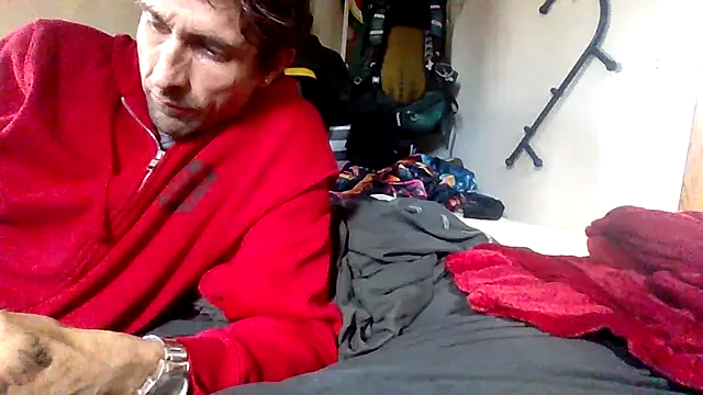 Snapshot of TheFuckmasters chatting on July 18, 2026, 4:11 pm TheFuckmasters online show from July 18, 2026, 4:11 pm