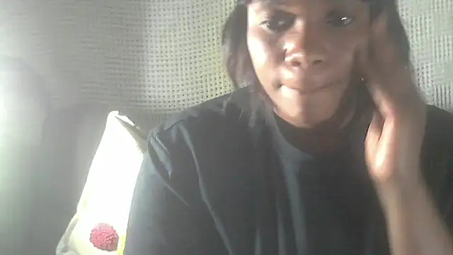 Snapshot of sexythae32 chatting on December 15, 2025, 6:45 pm sexythae32 online show from December 15, 2025, 6:45 pm