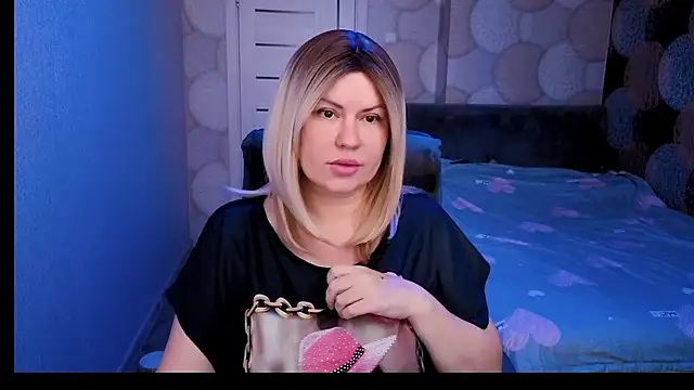 CrystallKiss online show from September 30, 2025, 3:44 am