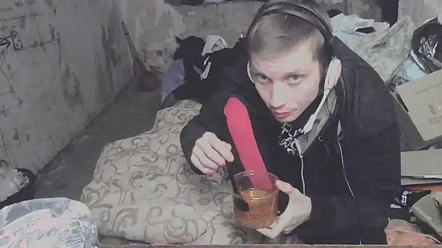 makarov1993 online show from November 1, 2025, 3:14 pm