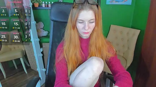 Snapshot of CarolinaGilbert chatting on October 31, 2025, 7:53 am CarolinaGilbert online show from October 31, 2025, 7:53 am