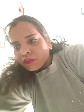 JHILMIL online show from November 18, 2025, 4:17 am