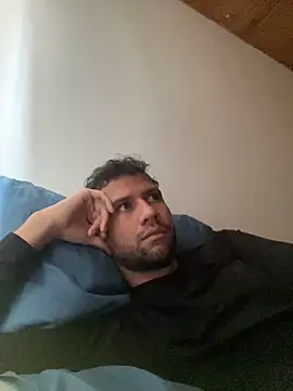 Michaell Spinelly online show from September 19, 2025, 2:51 pm