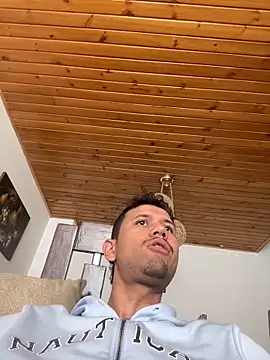 Michaell Spinelly online show from October 17, 2025, 3:58 pm