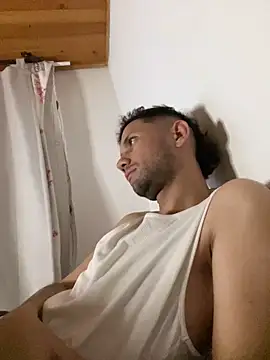 Michaell Spinelly online show from December 14, 2025, 2:39 am