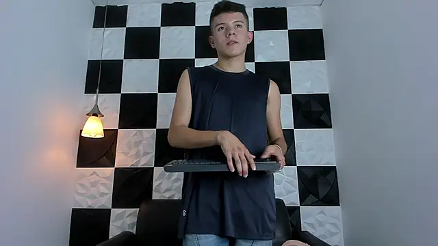 AndyFame1 online show from September 27, 2025, 7:41 pm