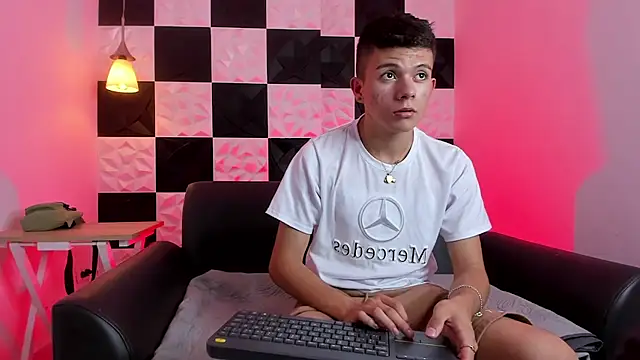 AndyFame1 online show from September 29, 2025, 7:08 pm