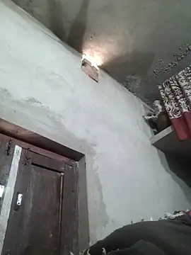 Snapshot of couple_71 chatting on February 11, 2026, 7:02 am couple 71 online show from February 11, 2026, 7:02 am