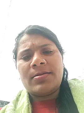 Snapshot of couple_71 chatting on February 20, 2026, 9:10 am couple 71 online show from February 20, 2026, 9:10 am