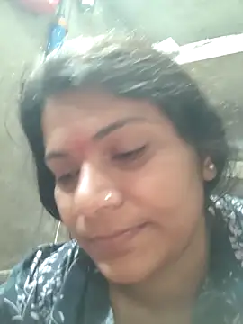 Snapshot of couple_71 chatting on March 29, 2026, 4:12 am couple 71 online show from March 29, 2026, 4:12 am