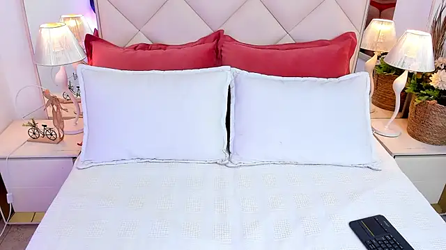 LilBoonew online show from October 6, 2025, 12:02 pm