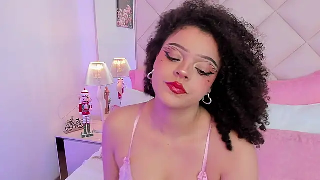 LilBoonew online show from December 2, 2025, 12:10 pm