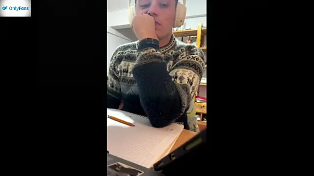 Snapshot of Haustin202 chatting on October 28, 2025, 1:20 am Haustin202 online show from October 28, 2025, 1:20 am