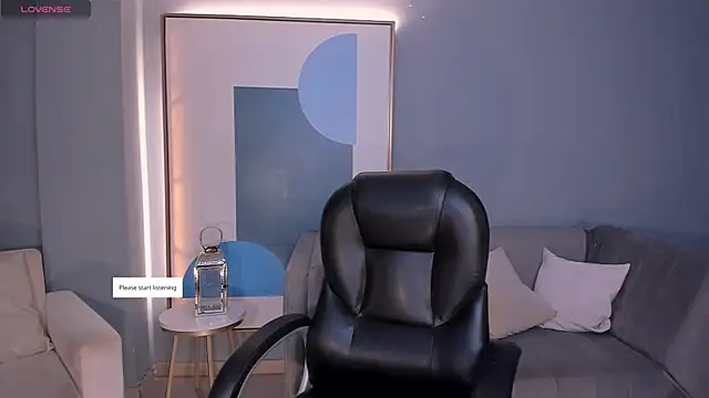 Snapshot of SarahYates chatting on April 29, 2026, 4:16 am SarahYates online show from April 29, 2026, 4:16 am