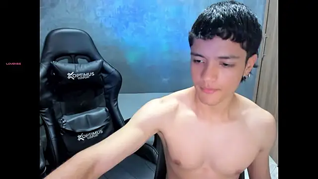 Oliver and kalypso online show from September 8, 2025, 6:40 pm