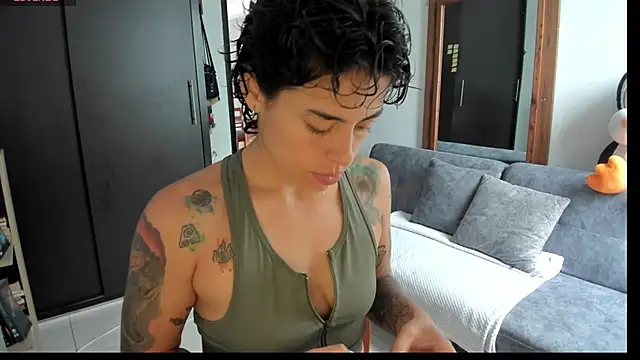 Snapshot of natt_op chatting on May 21, 2026, 1:18 pm natt op online show from May 21, 2026, 1:18 pm