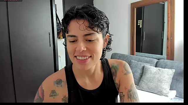 Snapshot of natt_op chatting on May 30, 2026, 2:14 pm natt op online show from May 30, 2026, 2:14 pm