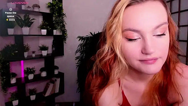 Ida FaneStain online show from February 12, 2026, 3:01 am