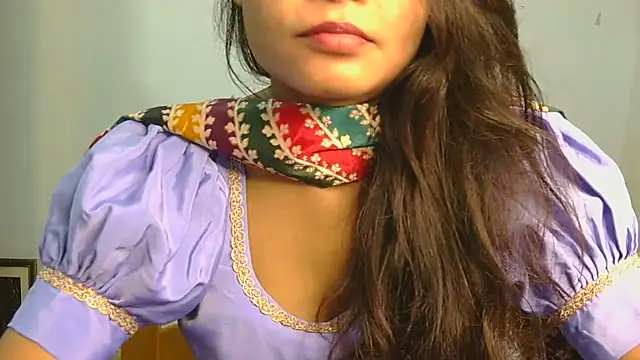 Aarti misty71 online show from April 18, 2026, 5:22 am