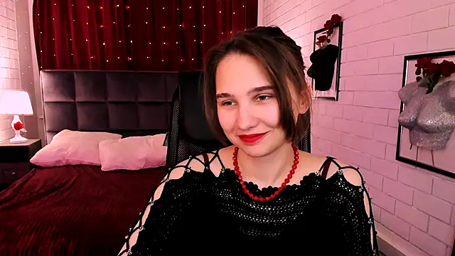 TessaMill online show from November 10, 2025, 9:19 am