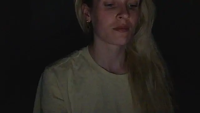 Snapshot of JayeTyler chatting on April 8, 2026, 8:09 pm JayeTyler online show from April 8, 2026, 8:09 pm