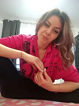 SeductiveMom online show from March 19, 2025, 4:14 am