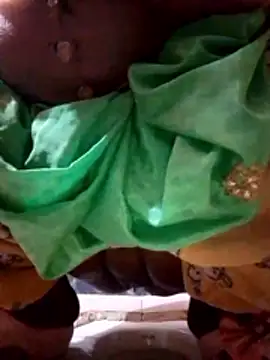 Dassing strip couple online show from January 8, 2026, 9:50 pm