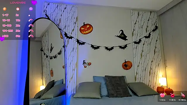 MissVioleet  online show from October 23, 2025, 5:12 pm