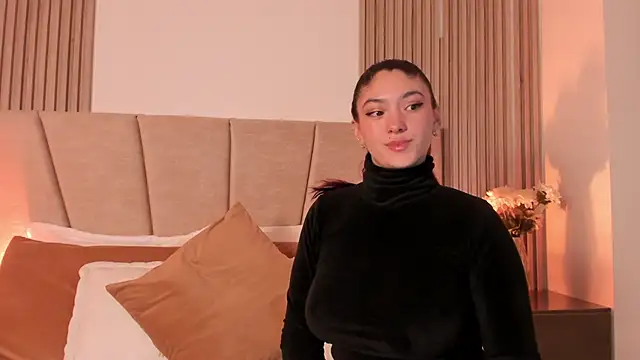 Victoria Beaumont online show from September 24, 2025, 12:08 pm