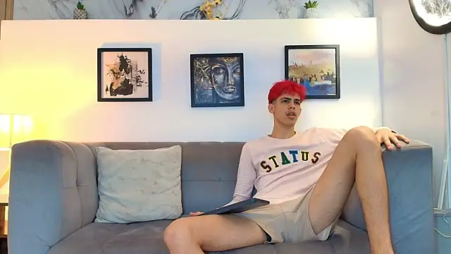 TWINKS FRIENDS online show from May 21, 2026, 1:29 pm