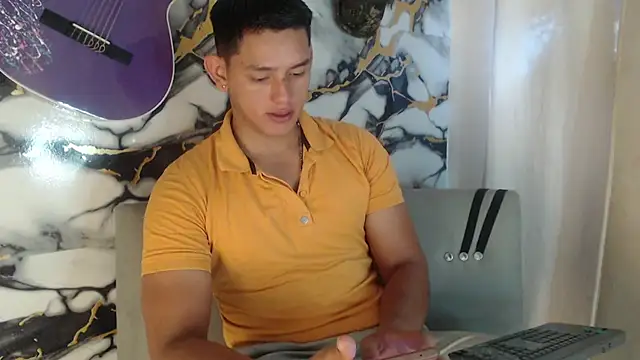 Snapshot of Hiroshi_Shen chatting on May 6, 2026, 1:38 pm Hiroshi Shen online show from May 6, 2026, 1:38 pm