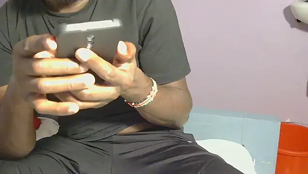 Snapshot of AfricanDickza chatting on September 26, 2025, 8:24 pm AfricanDickza online show from September 26, 2025, 8:24 pm