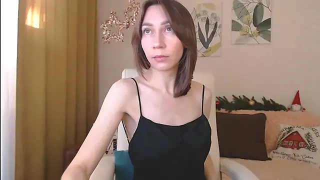 GoodGlamorGirl online show from January 8, 2025, 4:44 am