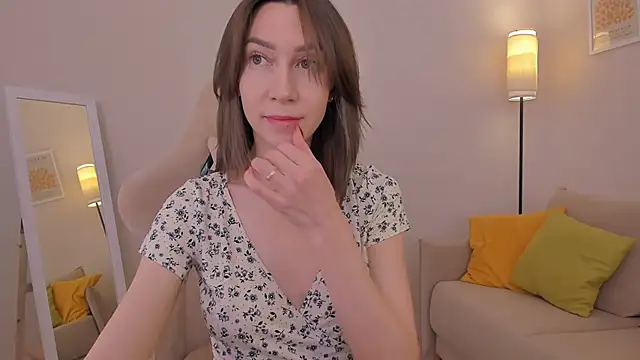 GoodGlamorGirl online show from February 11, 2026, 4:17 am