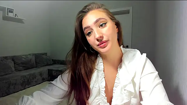 Wise Bunny online show from January 8, 2026, 8:00 pm