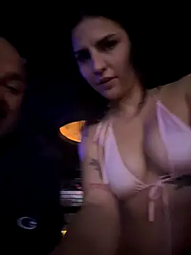 Snapshot of addictedtoari chatting on December 2, 2025, 6:52 am addictedtoari online show from December 2, 2025, 6:52 am