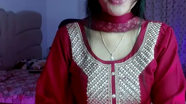 Snapshot of Mini_Meera chatting on October 13, 2025, 6:19 pm Mini Meera online show from October 13, 2025, 6:19 pm