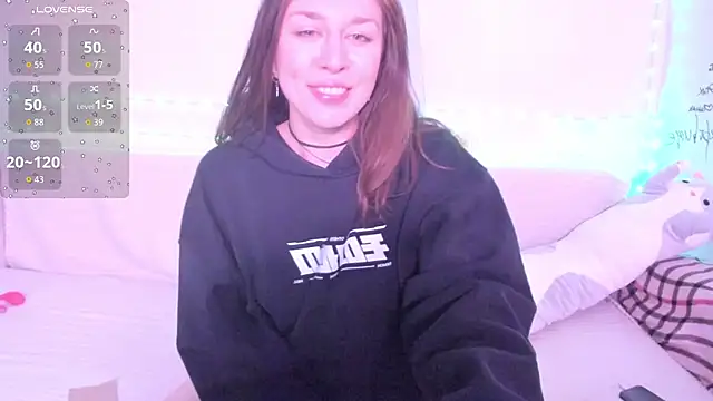 Snapshot of Lil_Foxy9 chatting on May 20, 2026, 7:53 pm Lil Foxy9 online show from May 20, 2026, 7:53 pm